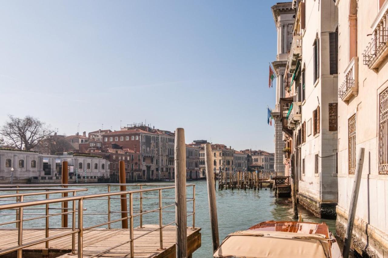 Fenice Backstage Over Canal Βενετία Εξωτερικό φωτογραφία